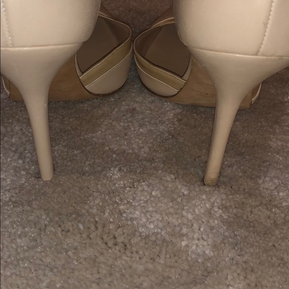 Oscar de la renta leather and Patent leather pumps - Picture 6 of 6